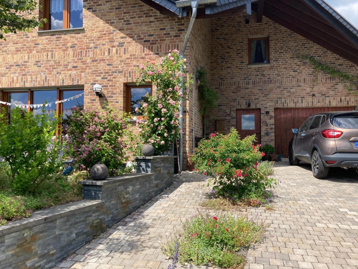 Belles Fleurs Apartment Oberhausen bei Kirn ภายนอก รูปภาพ